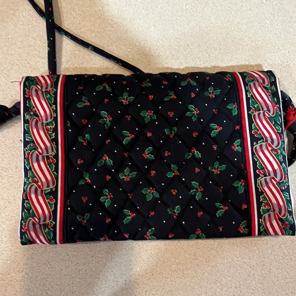 Rare/Retired Vera Bradley Elite Holiday Crossbody - Picture 3 of 4